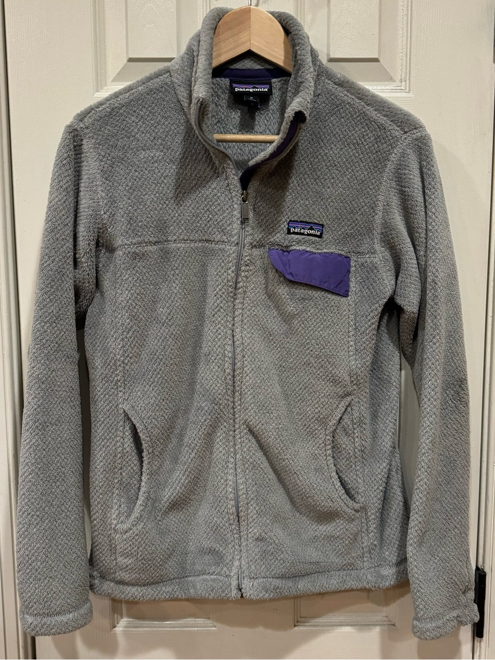 NEW Patagonia size small re-tool snap-t pullover gray purple medium